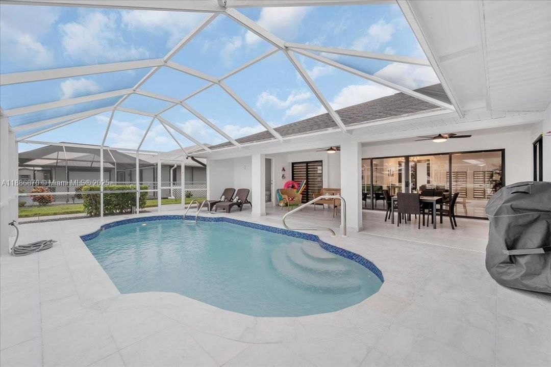 待售: $1,099,000 (3 贝兹, 3 浴室, 0 平方英尺)