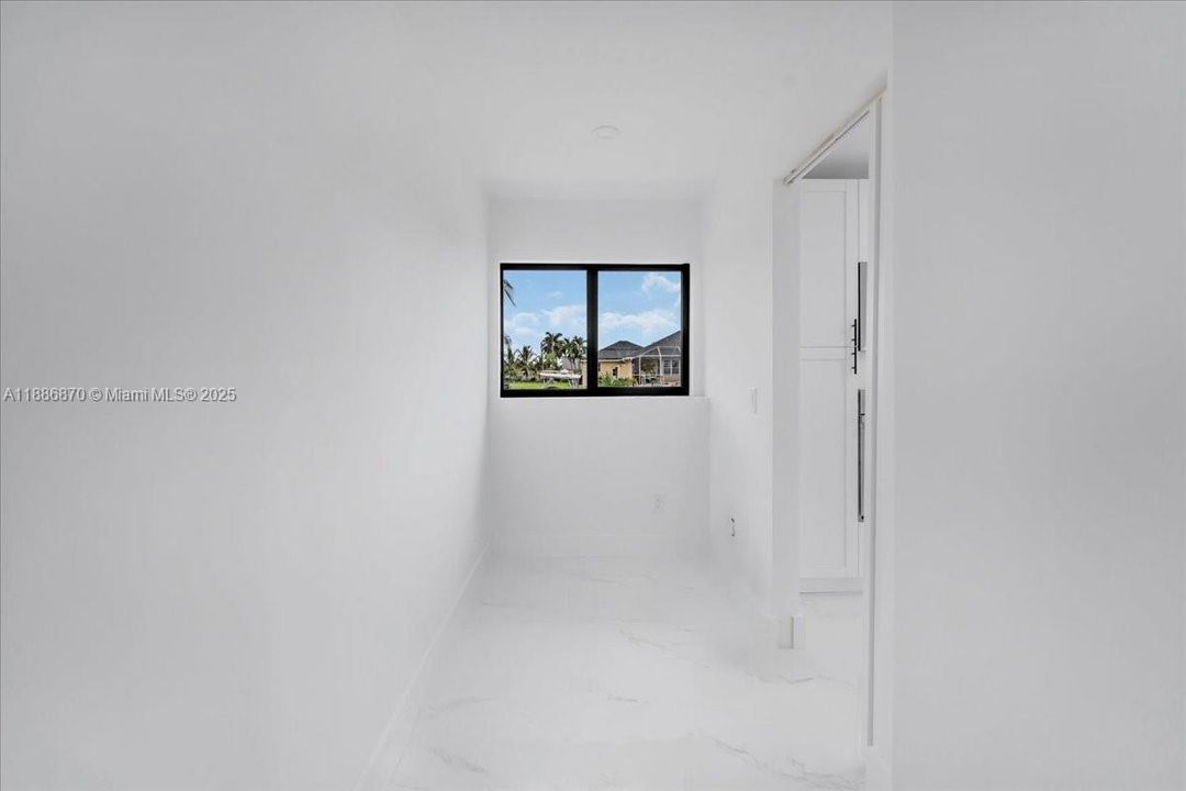 待售: $1,099,000 (3 贝兹, 3 浴室, 0 平方英尺)