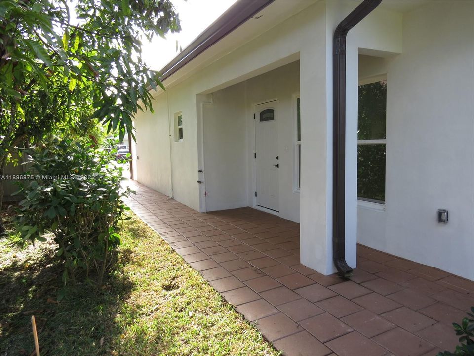 For Sale: $999,500 (0 beds, 0 baths, 2780 Square Feet)