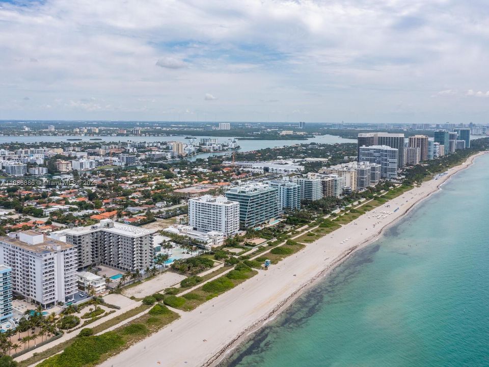 Recently Sold: $649,000 (2 beds, 2 baths, 1024 Square Feet)