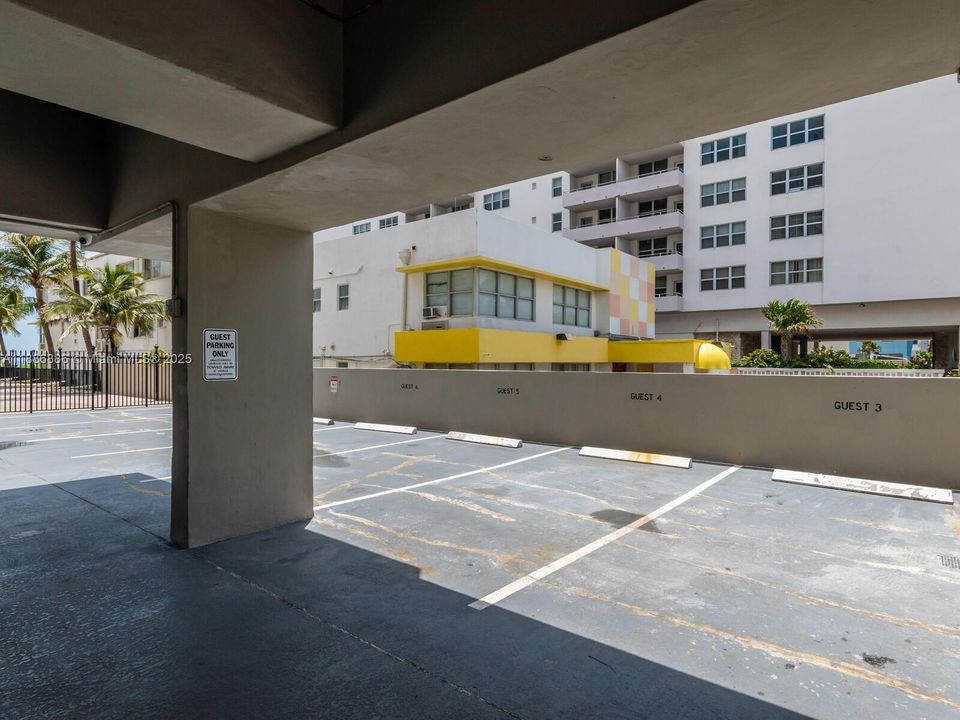 Recently Sold: $649,000 (2 beds, 2 baths, 1024 Square Feet)