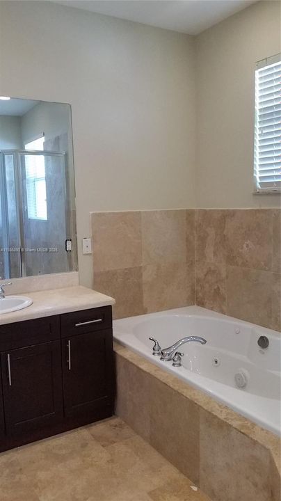 Active With Contract: $3,750 (3 beds, 2 baths, 2400 Square Feet)