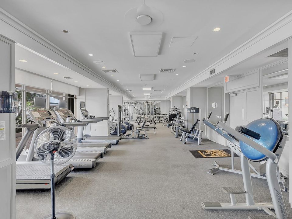 最近租的: $5,300 (2 贝兹, 2 浴室, 1372 平方英尺)