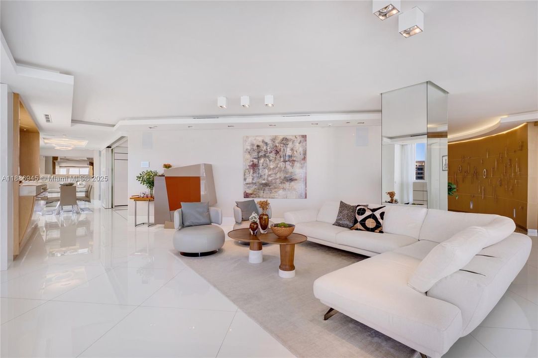 En Venta: $10,000,000 (4 camas, 5 baños, 5207 Pies cuadrados)