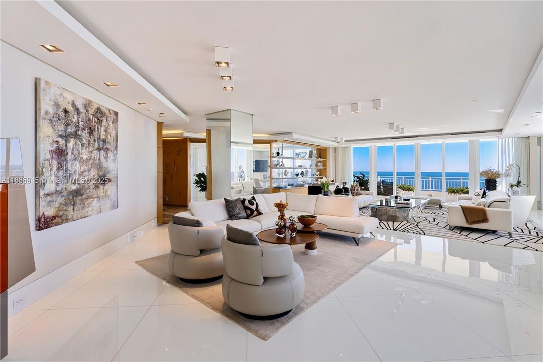 En Venta: $10,000,000 (4 camas, 5 baños, 5207 Pies cuadrados)