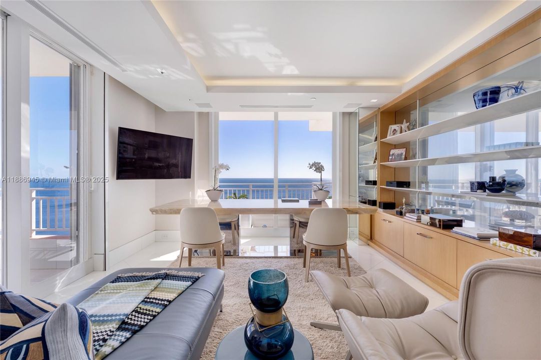 En Venta: $10,000,000 (4 camas, 5 baños, 5207 Pies cuadrados)