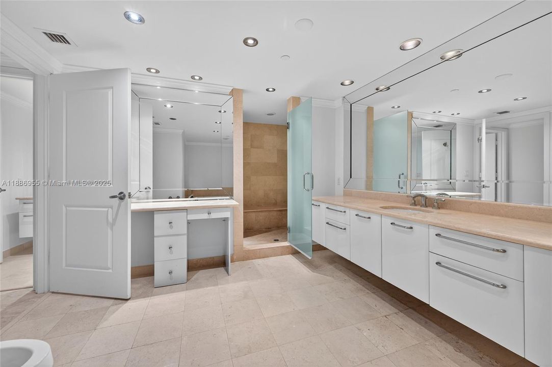 待售: $2,800,000 (4 贝兹, 3 浴室, 3466 平方英尺)