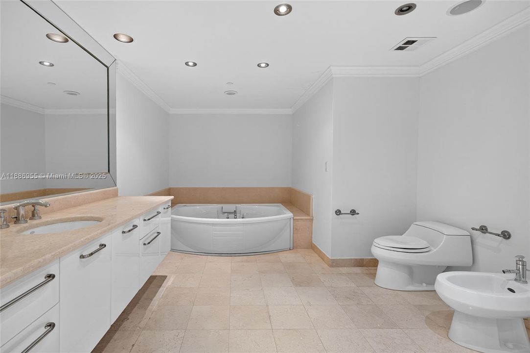 待售: $2,800,000 (4 贝兹, 3 浴室, 3466 平方英尺)