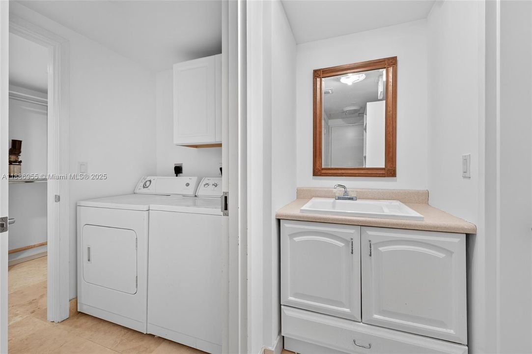 待售: $2,800,000 (4 贝兹, 3 浴室, 3466 平方英尺)