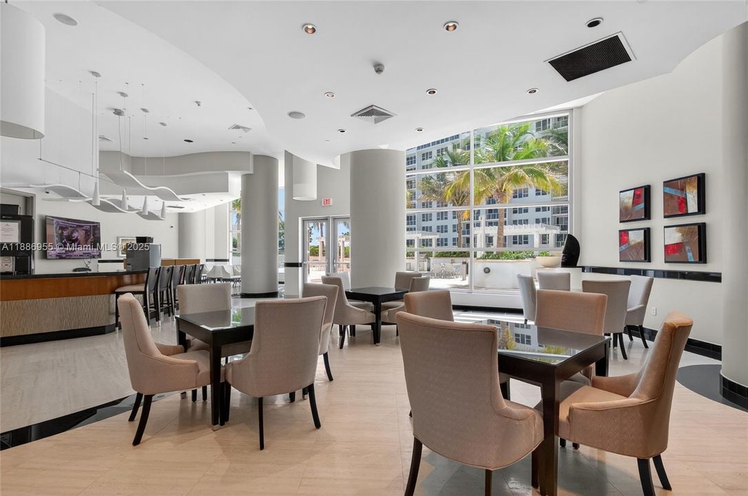 待售: $2,800,000 (4 贝兹, 3 浴室, 3466 平方英尺)