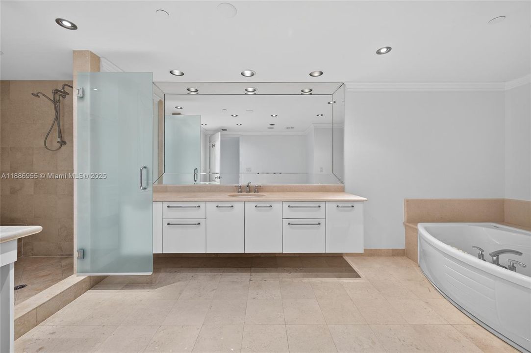 待售: $2,800,000 (4 贝兹, 3 浴室, 3466 平方英尺)