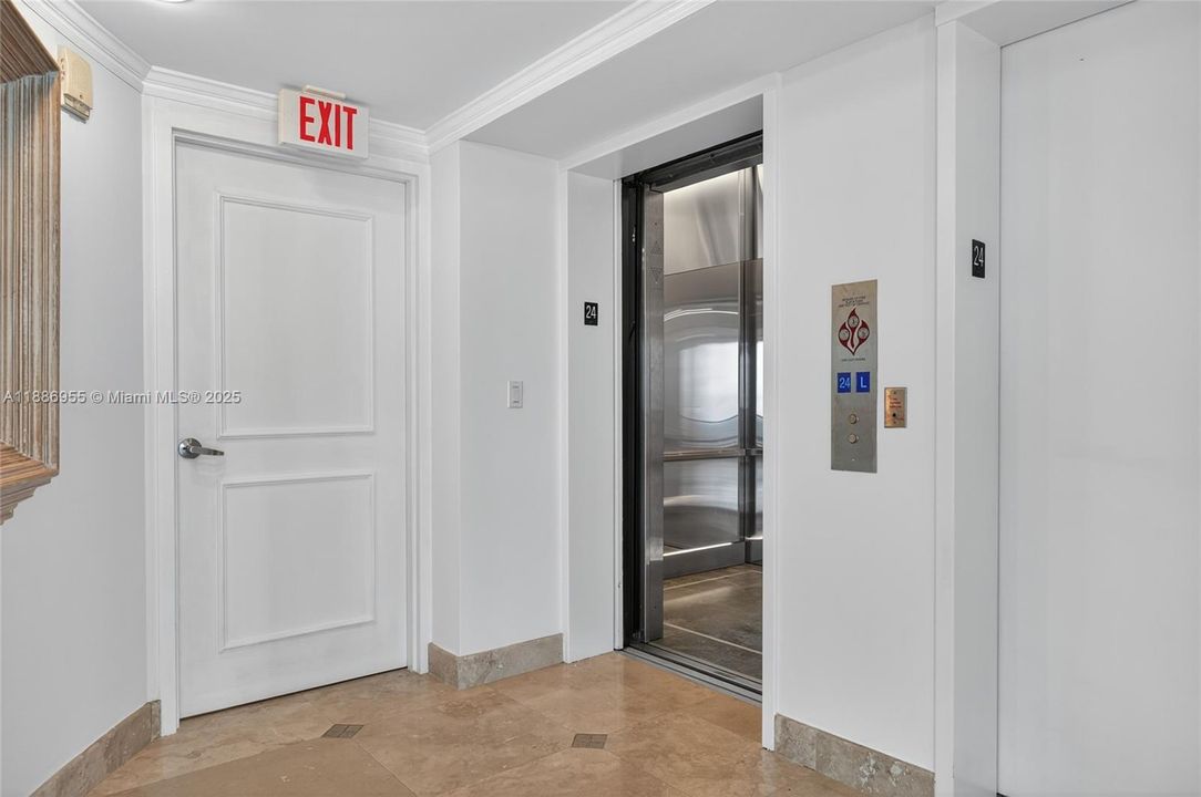 待售: $2,800,000 (4 贝兹, 3 浴室, 3466 平方英尺)