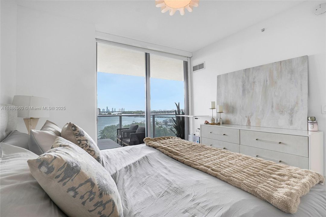 Vendido Recientemente: $665,000 (1 camas, 1 baños, 706 Pies cuadrados)