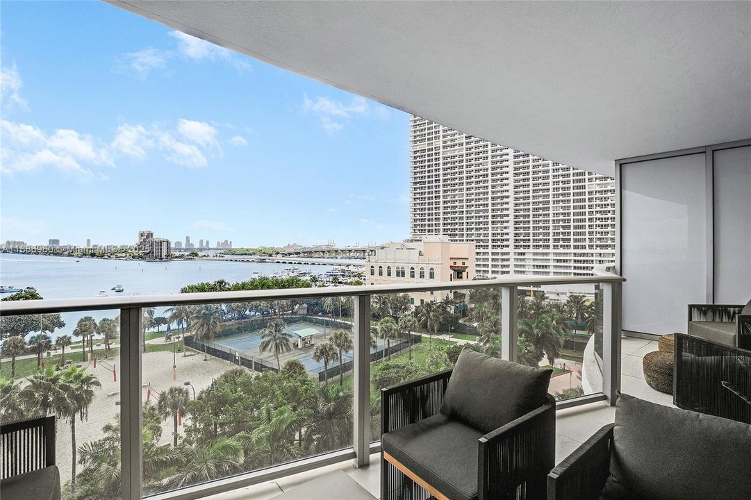 Vendido Recientemente: $665,000 (1 camas, 1 baños, 706 Pies cuadrados)