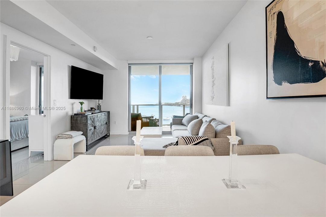 Vendido Recientemente: $665,000 (1 camas, 1 baños, 706 Pies cuadrados)