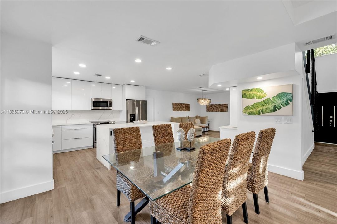 Active With Contract: $1,368,000 (4 beds, 3 baths, 2237 Square Feet)