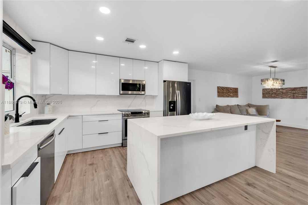 Active With Contract: $1,368,000 (4 beds, 3 baths, 2237 Square Feet)