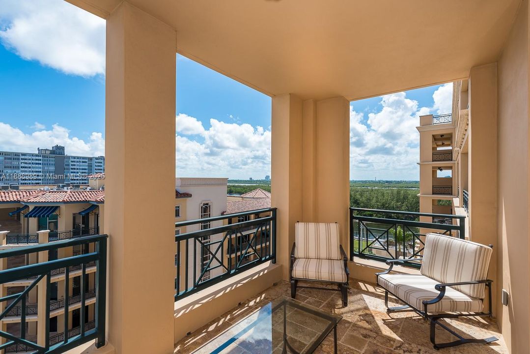 For Rent: $8,900 (2 beds, 2 baths, 2671 Square Feet)