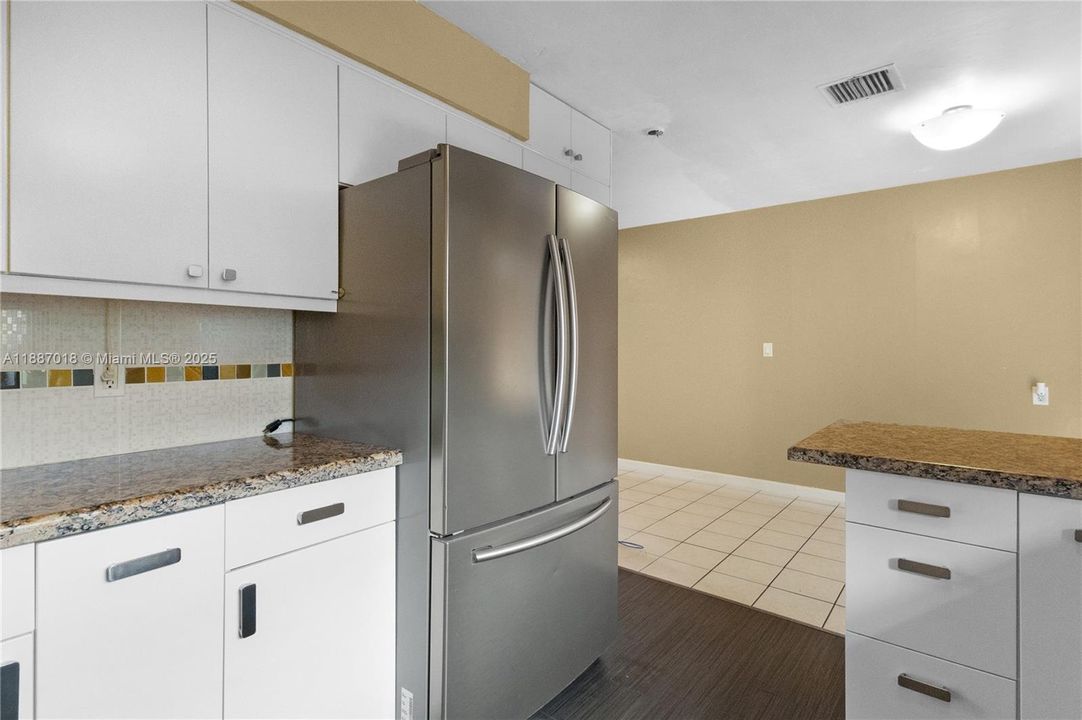 Active With Contract: $595,000 (3 beds, 2 baths, 1480 Square Feet)