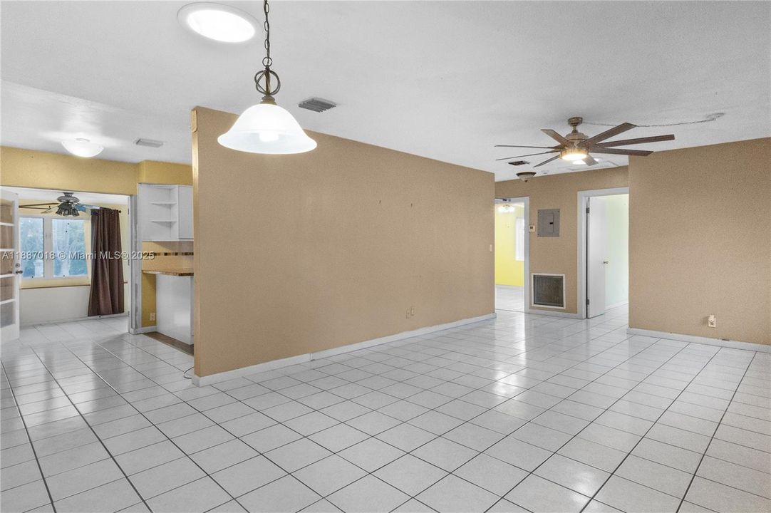 Active With Contract: $595,000 (3 beds, 2 baths, 1480 Square Feet)