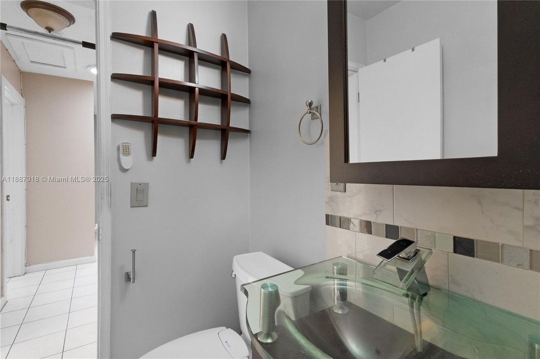 Active With Contract: $595,000 (3 beds, 2 baths, 1480 Square Feet)