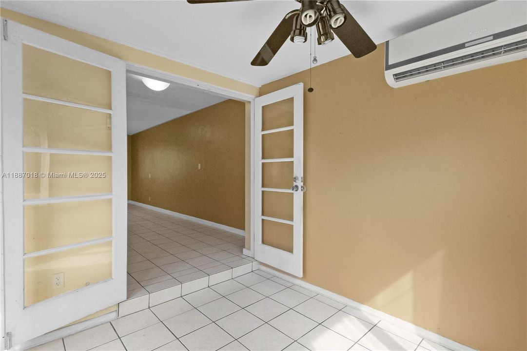 Active With Contract: $595,000 (3 beds, 2 baths, 1480 Square Feet)