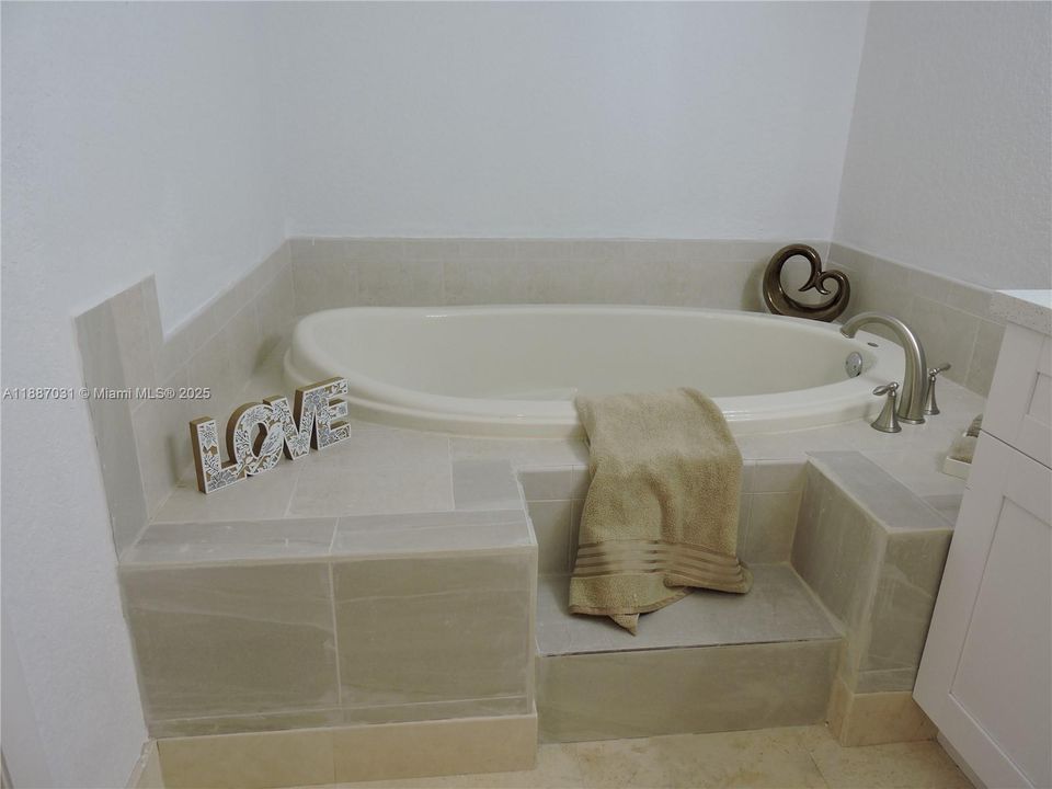 Недавно арендовано: $3,400 (3 спален, 2 ванн, 1654 Квадратных фут)