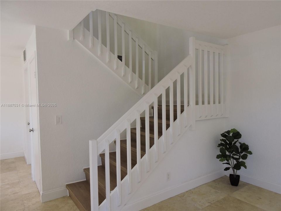 Недавно арендовано: $3,400 (3 спален, 2 ванн, 1654 Квадратных фут)