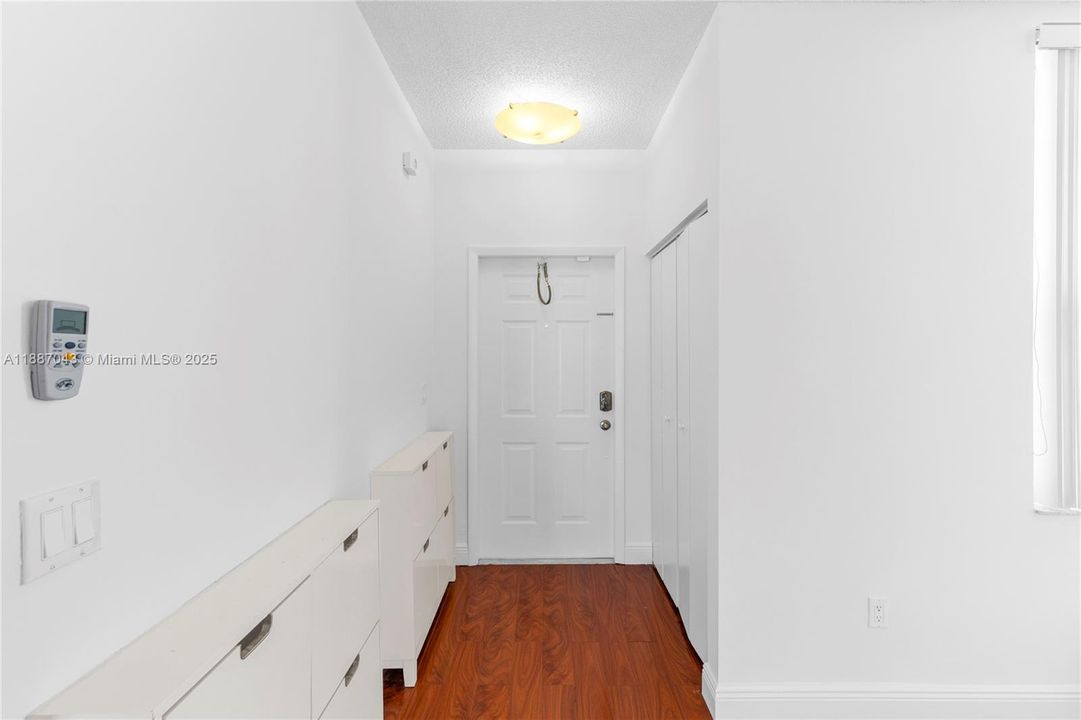 合同活跃: $520,000 (3 贝兹, 2 浴室, 1515 平方英尺)