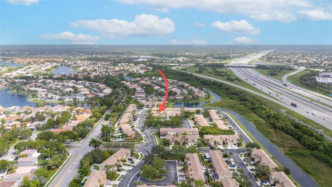 合同活跃: $520,000 (3 贝兹, 2 浴室, 1515 平方英尺)