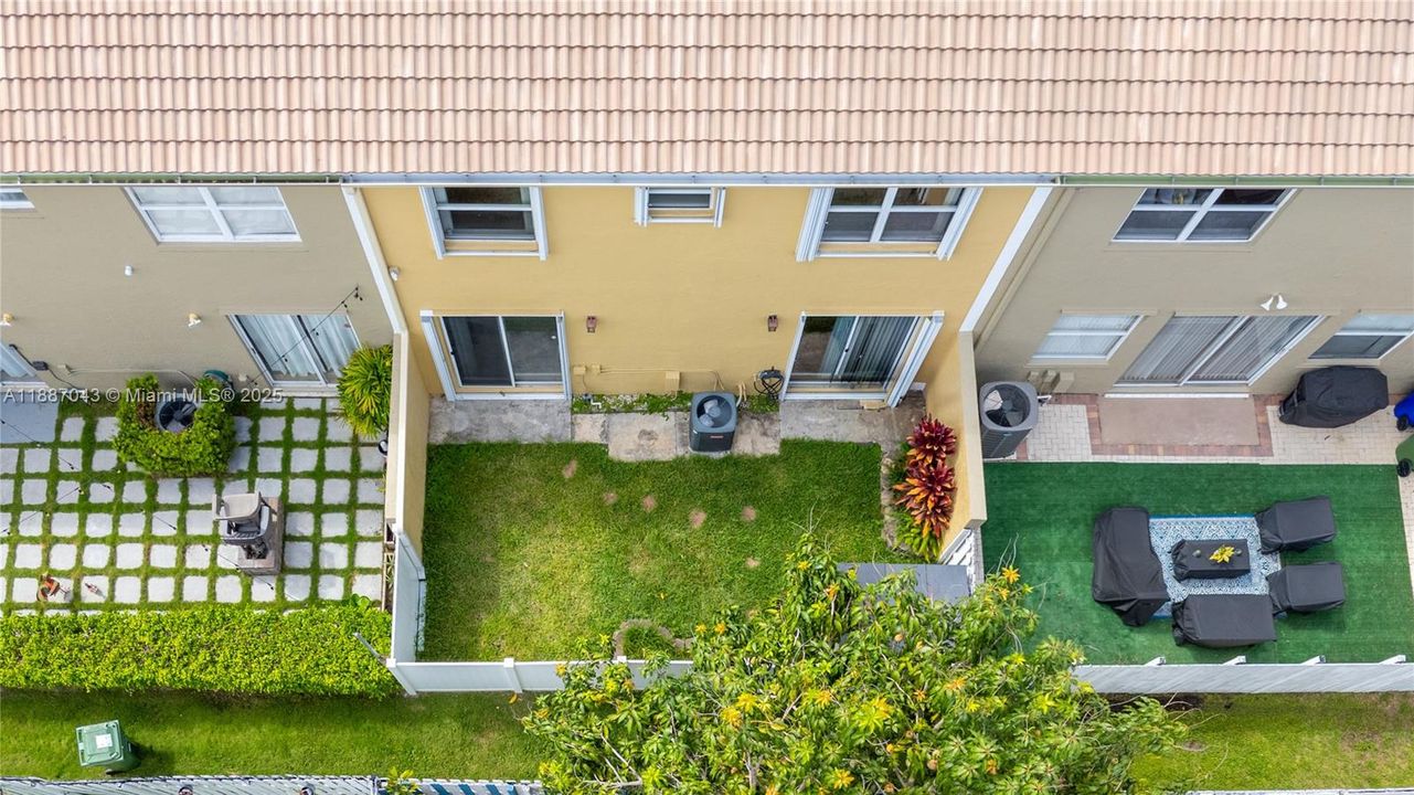 合同活跃: $520,000 (3 贝兹, 2 浴室, 1515 平方英尺)