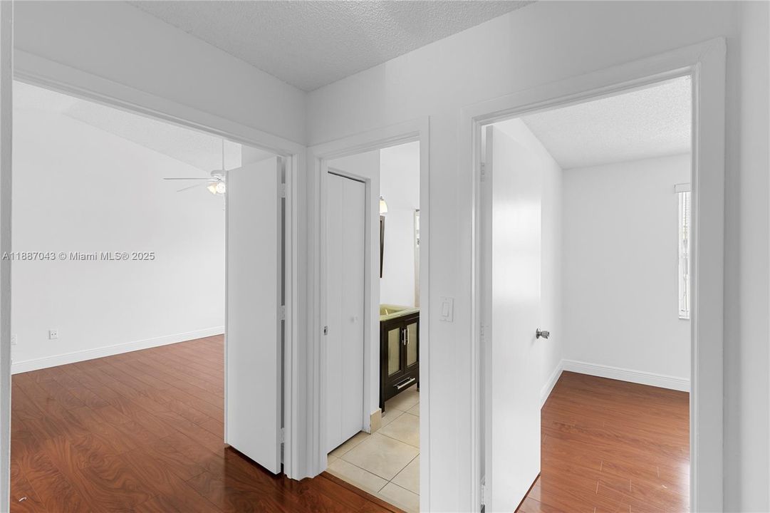 合同活跃: $520,000 (3 贝兹, 2 浴室, 1515 平方英尺)