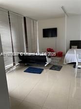 待售: $180,000 (0 贝兹, 1 浴室, 470 平方英尺)