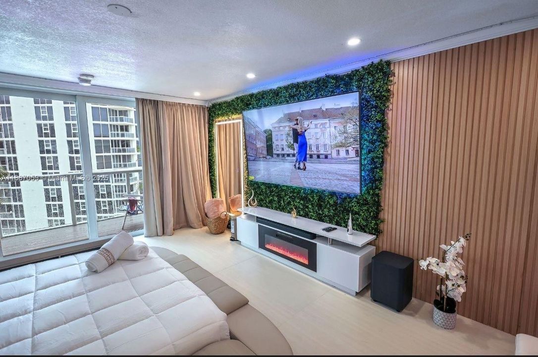 待售: $199,000 (0 贝兹, 1 浴室, 360 平方英尺)