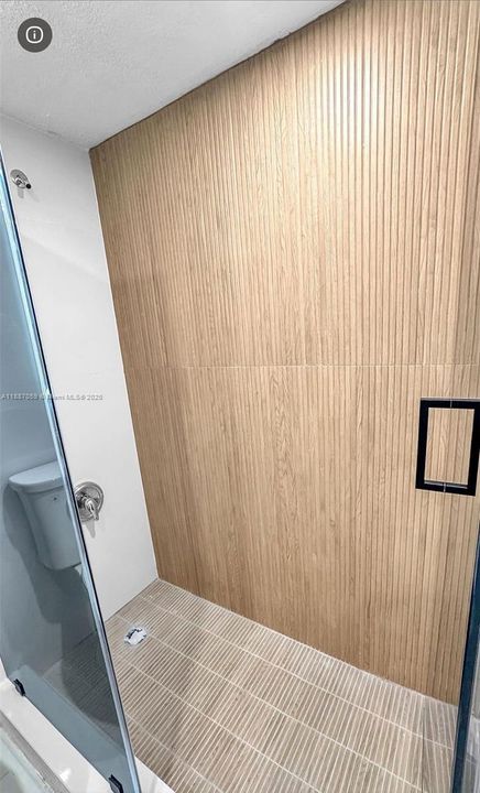 待售: $199,000 (0 贝兹, 1 浴室, 360 平方英尺)