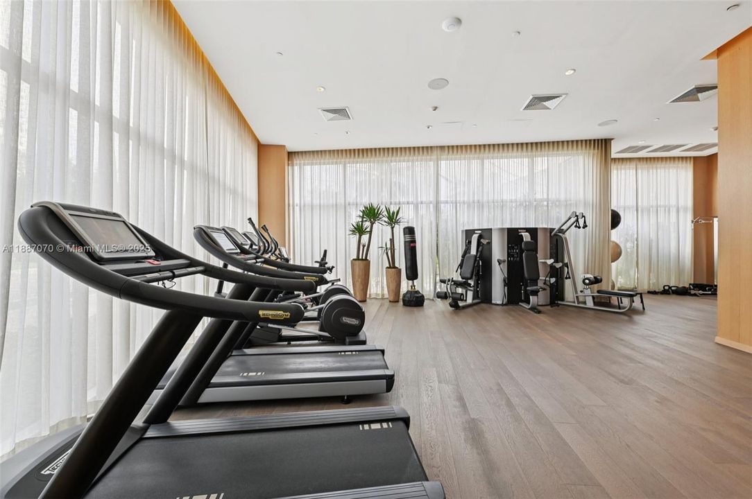 待售: $7,950,000 (3 贝兹, 3 浴室, 2778 平方英尺)