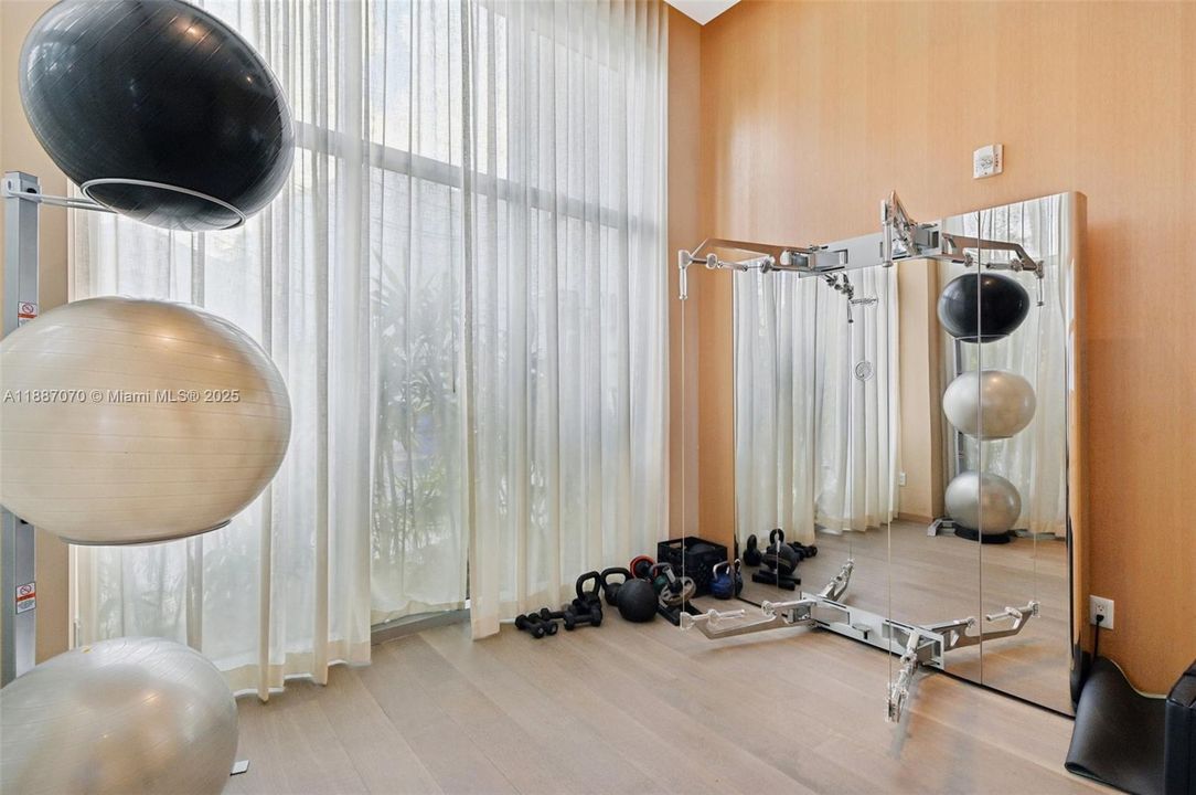 待售: $7,950,000 (3 贝兹, 3 浴室, 2778 平方英尺)