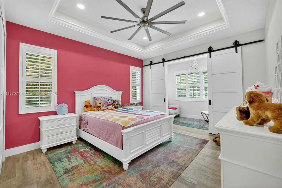 En Venta: $2,700,000 (5 camas, 5 baños, 4175 Pies cuadrados)