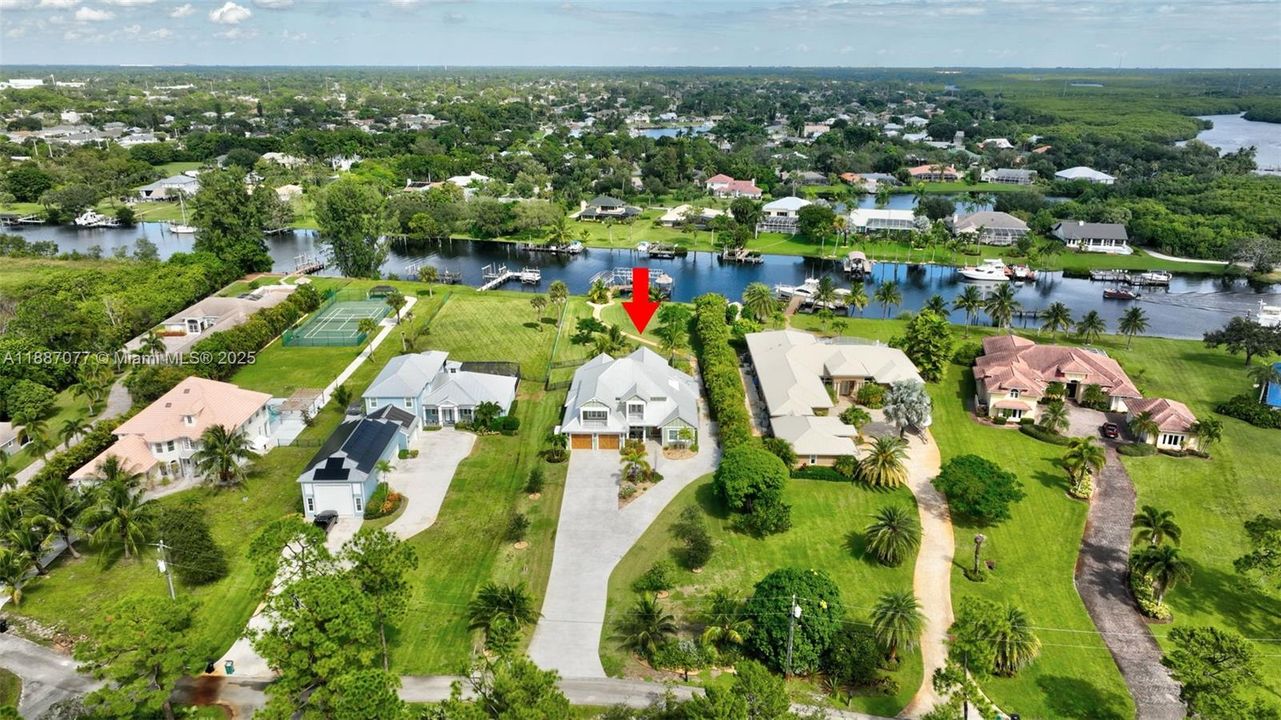 En Venta: $2,700,000 (5 camas, 5 baños, 4175 Pies cuadrados)