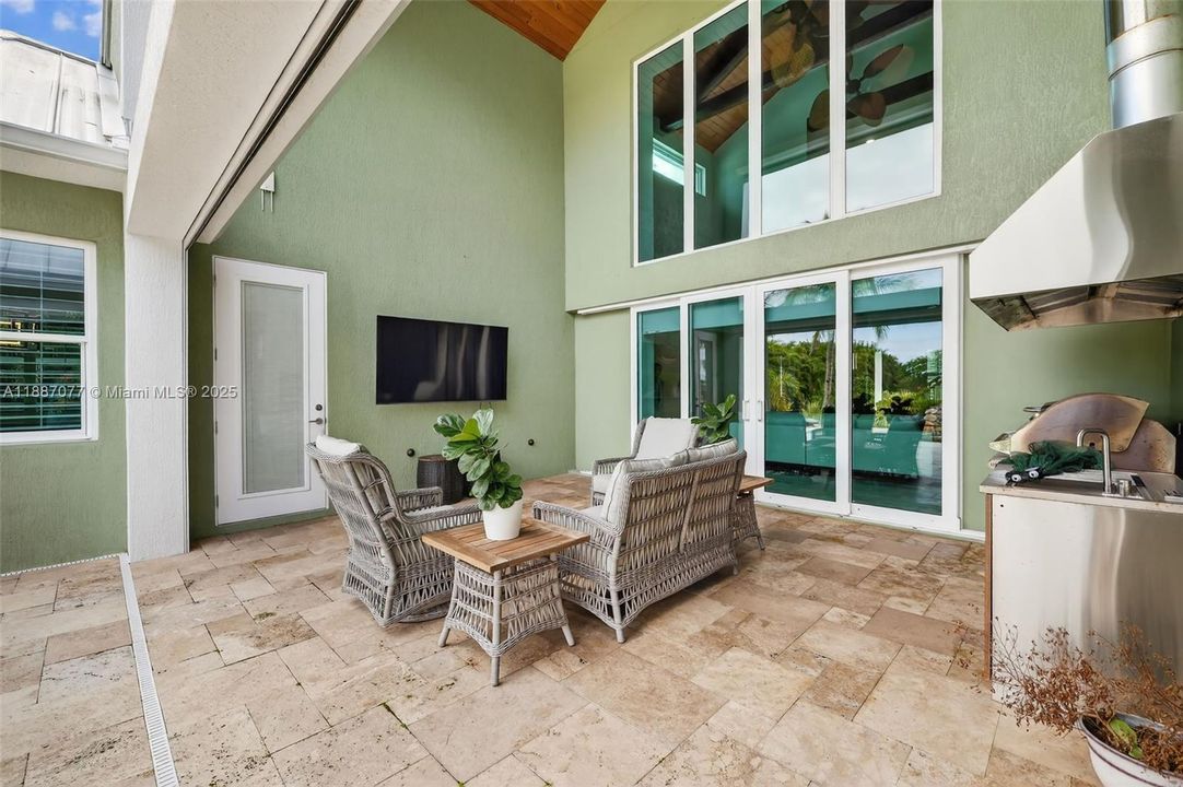 En Venta: $2,700,000 (5 camas, 5 baños, 4175 Pies cuadrados)