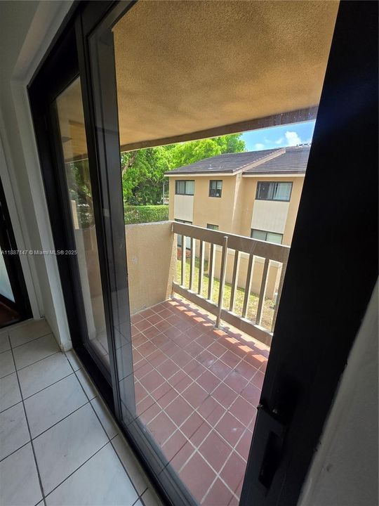 Activo con contrato: $1,850 (1 camas, 1 baños, 605 Pies cuadrados)