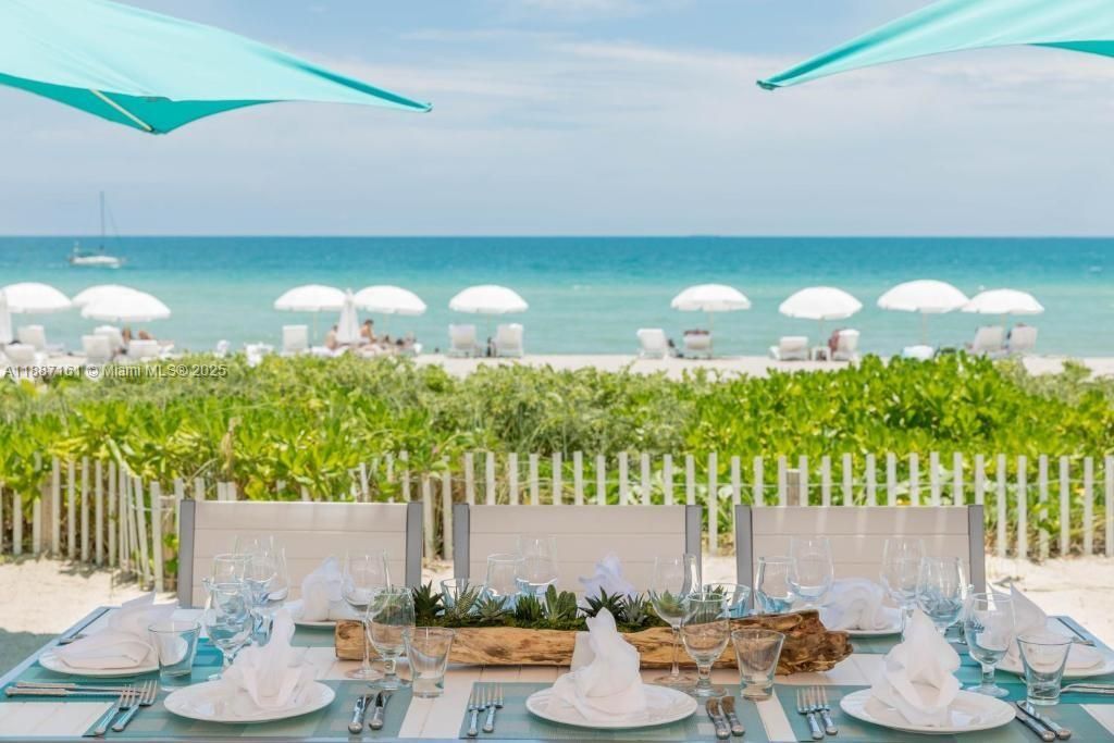 For Sale: $1,650,000 (2 beds, 2 baths, 1477 Square Feet)