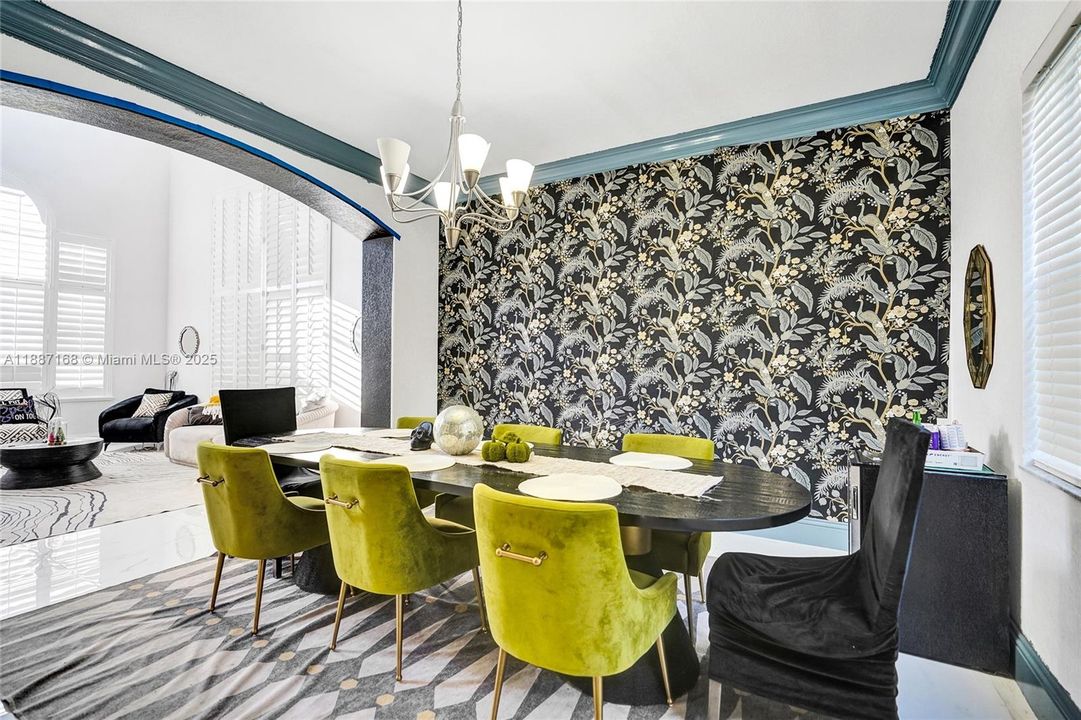 For Sale: $840,000 (5 beds, 3 baths, 3408 Square Feet)