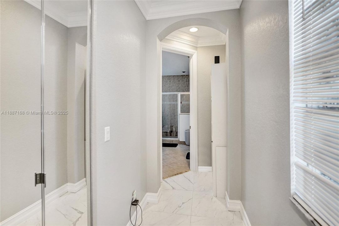 For Sale: $840,000 (5 beds, 3 baths, 3408 Square Feet)