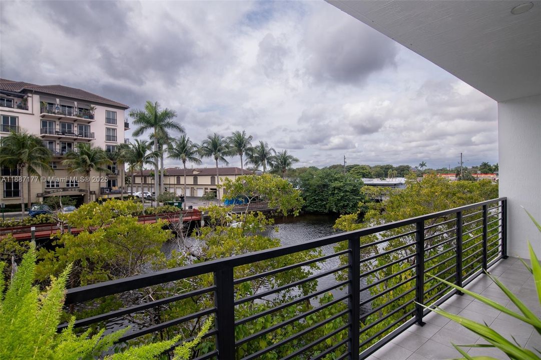 待售: $899,000 (3 贝兹, 2 浴室, 2152 平方英尺)