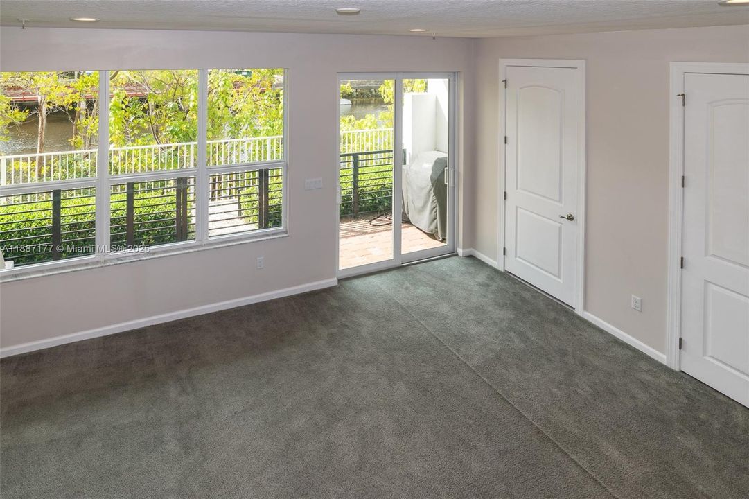 待售: $899,000 (3 贝兹, 2 浴室, 2152 平方英尺)