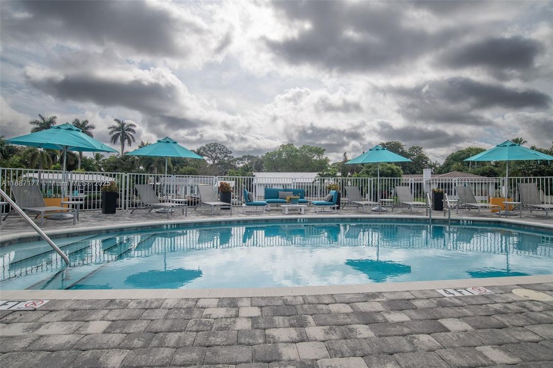 待售: $899,000 (3 贝兹, 2 浴室, 2152 平方英尺)