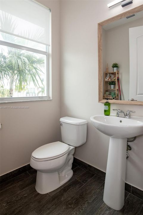 待售: $899,000 (3 贝兹, 2 浴室, 2152 平方英尺)