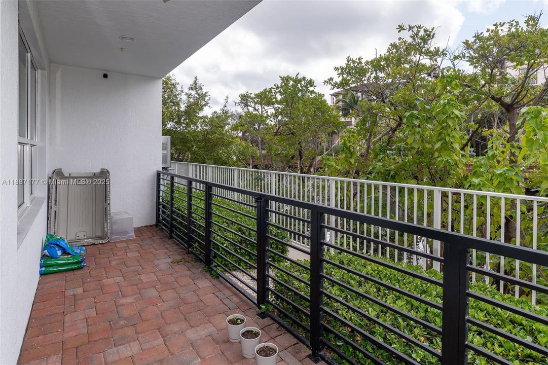 待售: $899,000 (3 贝兹, 2 浴室, 2152 平方英尺)