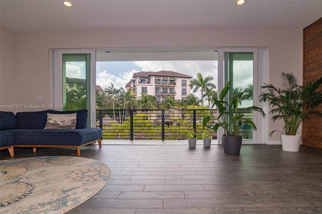 待售: $899,000 (3 贝兹, 2 浴室, 2152 平方英尺)